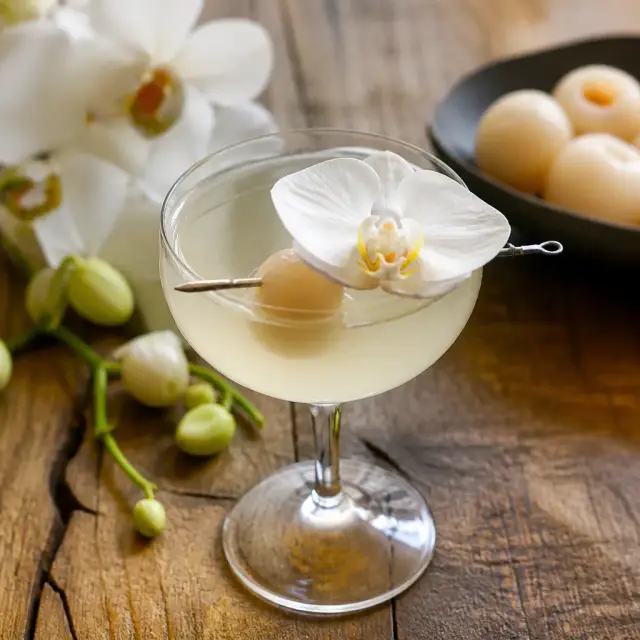 Benten's White Orchid Cocktail
